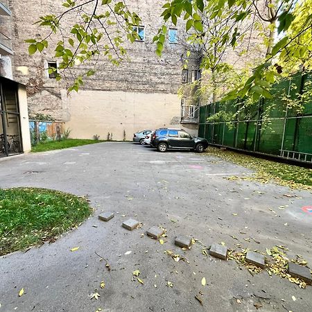 Best Seasons La Famiglia Budapeşte Dış mekan fotoğraf