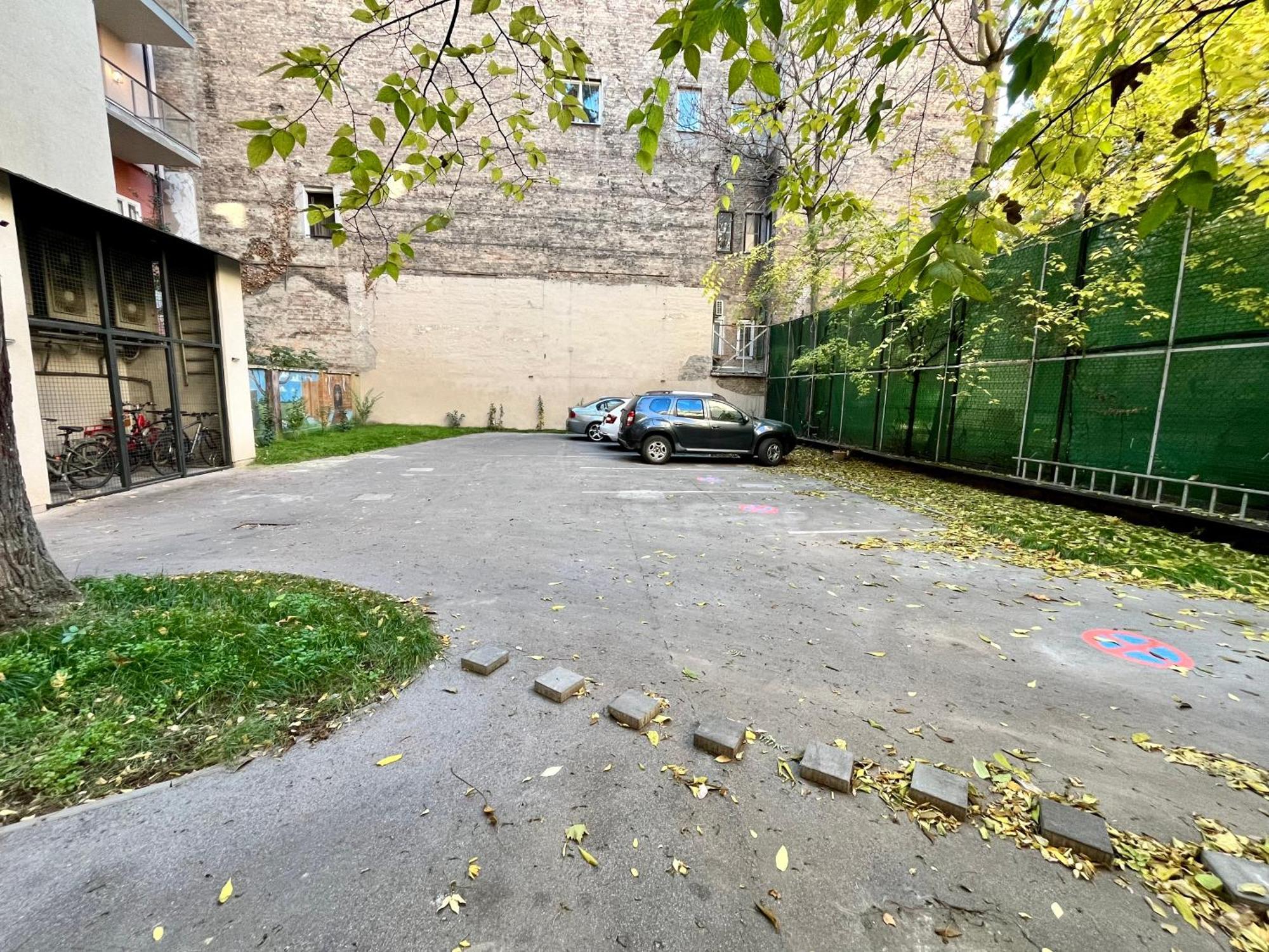 Best Seasons La Famiglia Budapeşte Dış mekan fotoğraf